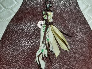 femme, accessoire - bijou de sac fanbreluche