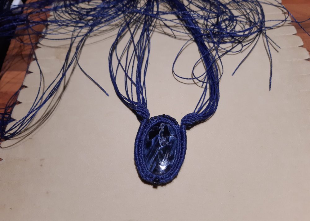 pietersite bleu du collier tempête